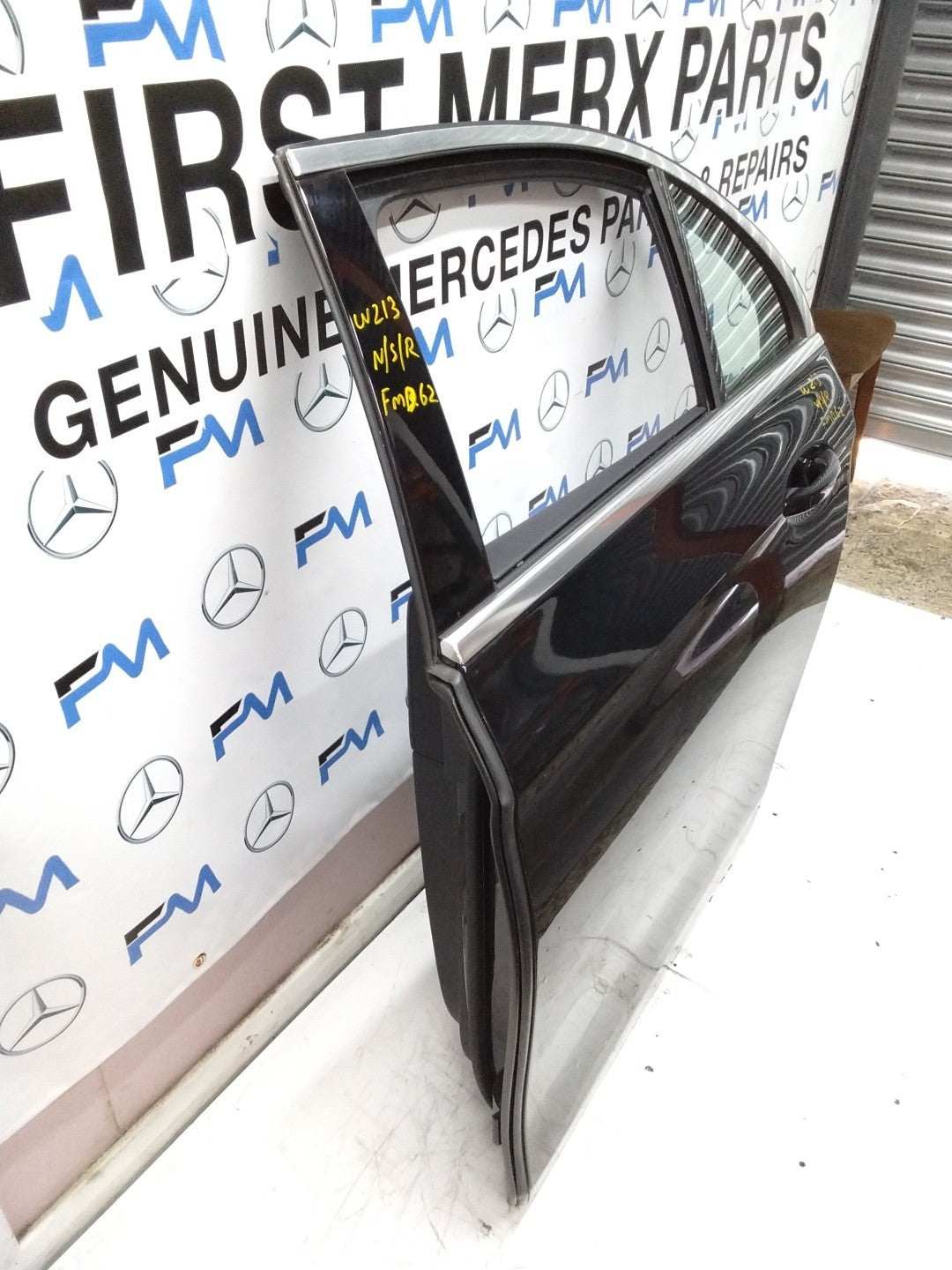 MERCEDES BENZ  E-CLASS W213 PASSENGER SIDE REAR DOOR N/S/R COMPLETE BLACK FMD62