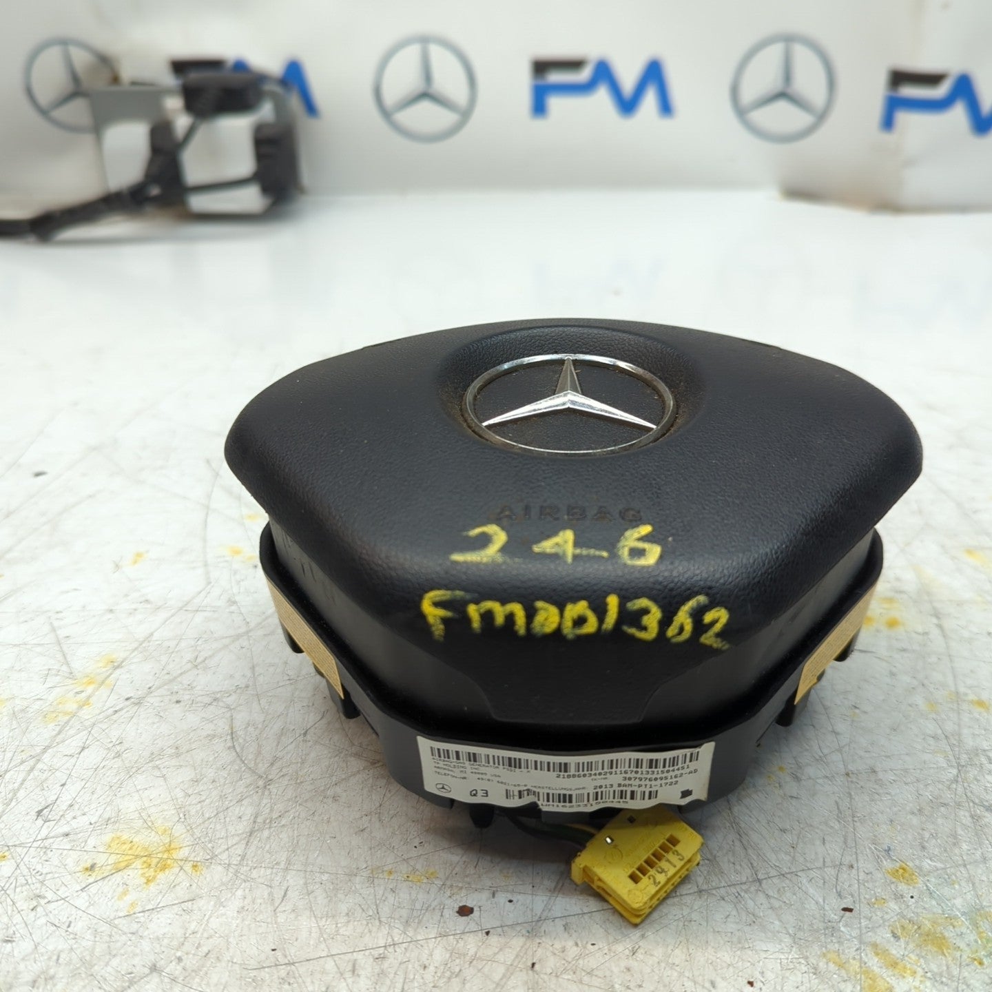 MERCEDES BENZ  B-CLASS W246 STEERING WHEEL AIRBAG DRIVER OS RIGHT Q3  FM001362