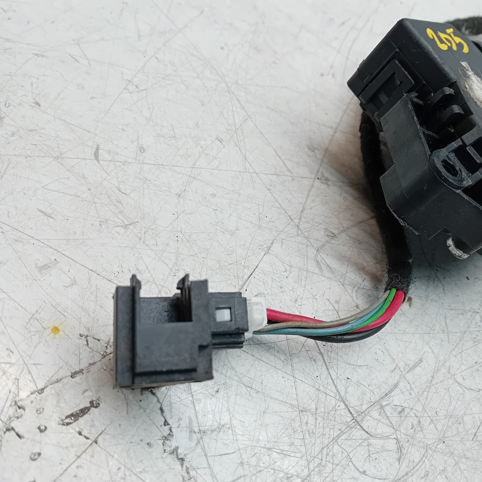 MERCEDES BENZ C-CLASS W205  SUNROOF MOTOR 2014 ON A2059001024  FM001467