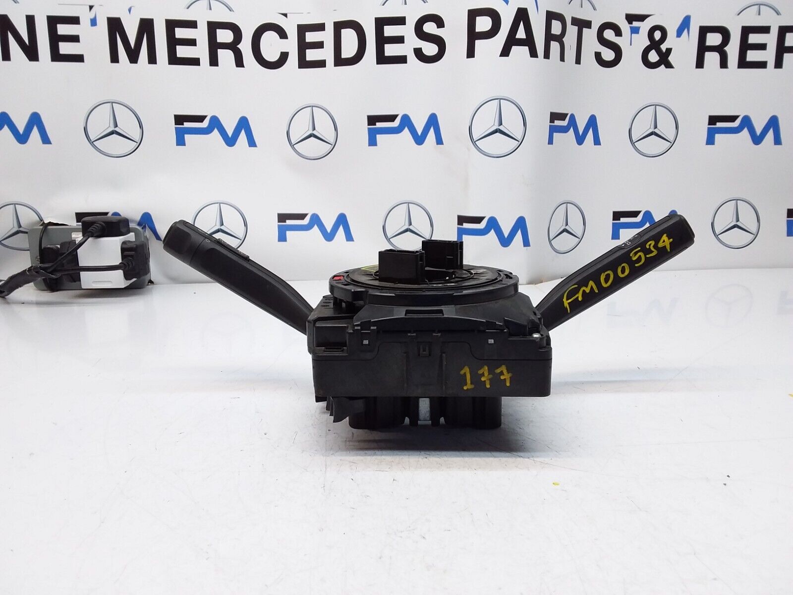 Mercedes  A-CLASS W177 INDICATOR/WIPER GEAR SELECT + SQUIB 10139371 2018 FM00534