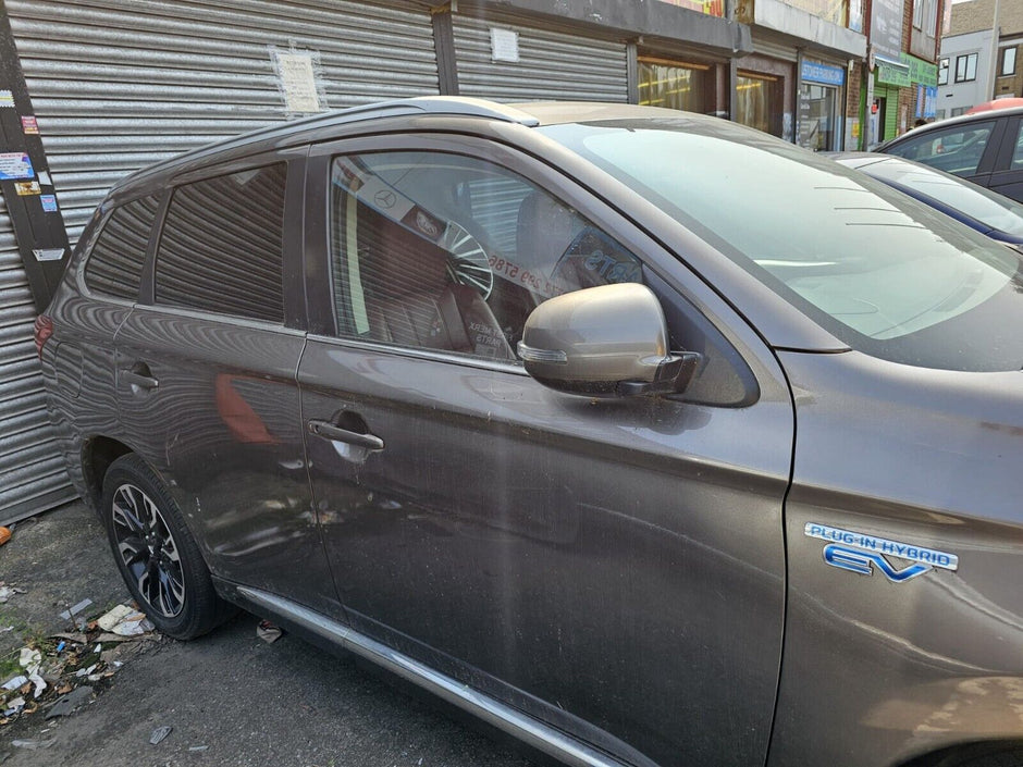 MITSUBISHI OUTLANDER 2016 BREAKING / AIR BAGS ( STEERING WHEEL, KNEE, ROOF )