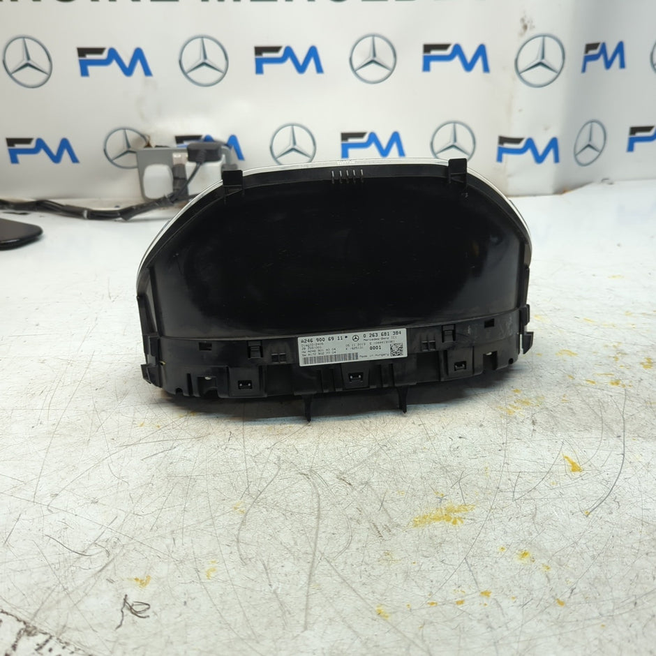 MERCEDES B-CLASS W246 SPEEDOMETER INSTRUMENT CLUSTER BLACK A2469006911 FM001357