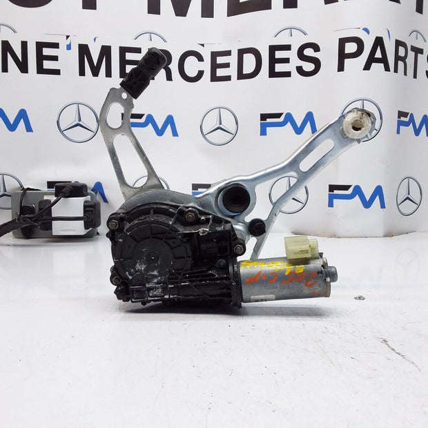 Mercedes C-CLASS W205 TAILGATE LIFT SOFT CLOSE 0390204 124 FM00598