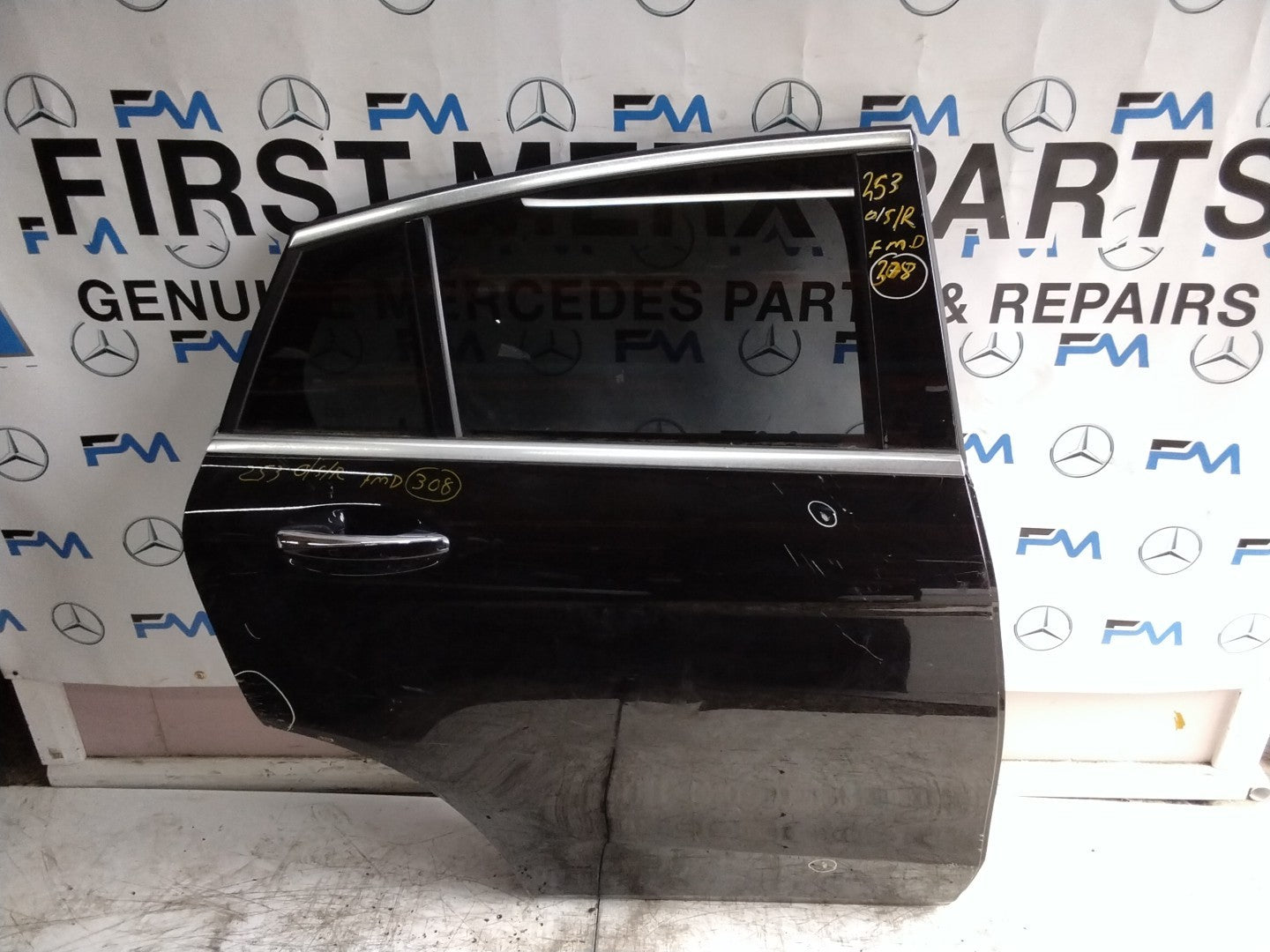 MERCEDES BENZ GLC X253  DRIVER REAR DOOR OSR BLACK 2016 ON COMPLETE FMD308