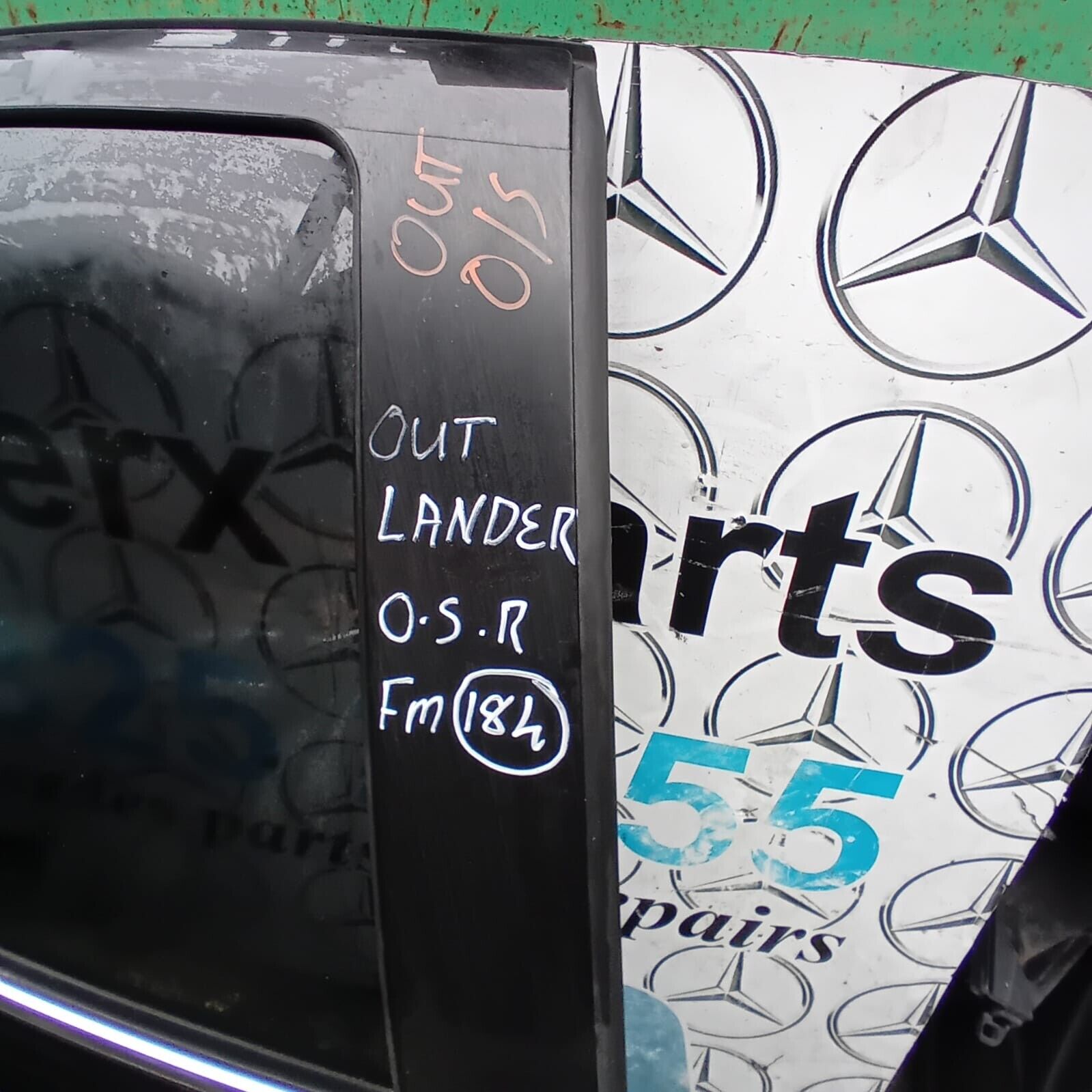 MITSUBISHI OUTLANDER DRIVER SIDE REAR DOOR ( OFF SIDE REAR )
