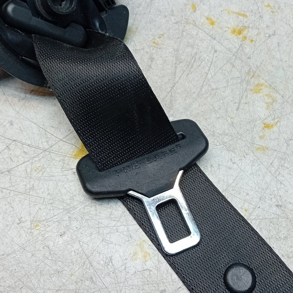 MERCEDES E-CLASS W213 REAR PASSENGER SIDE SEAT BELT BLACK A2138605500 FM001382