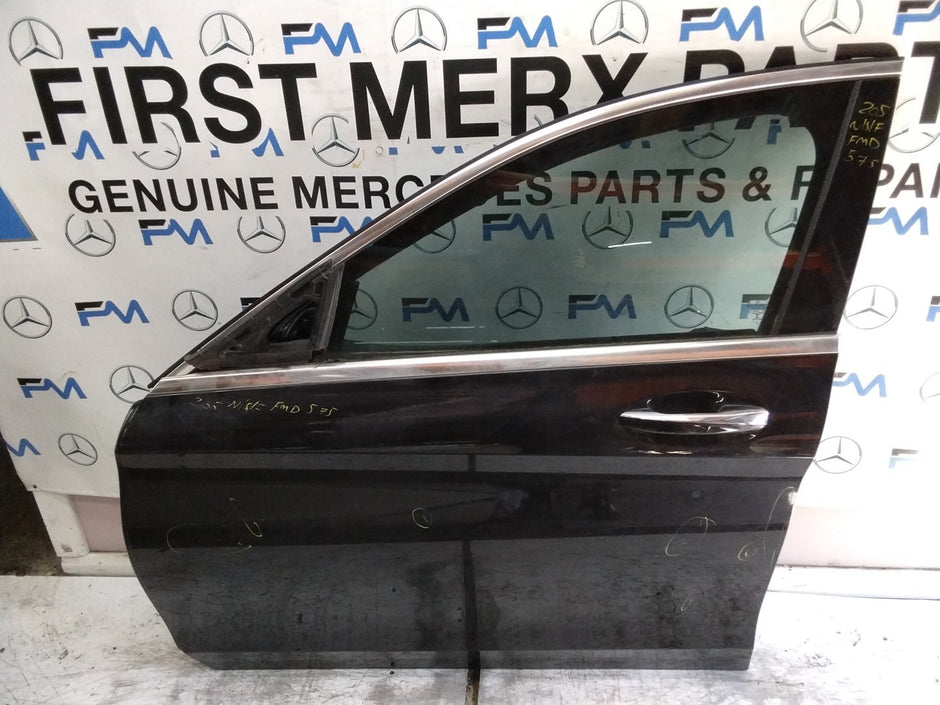 MERCEDES C-CLS W205 SLN PASSENGER FRONTDOOR NSF BLACK 2014-2021 COMPLETE FMD575