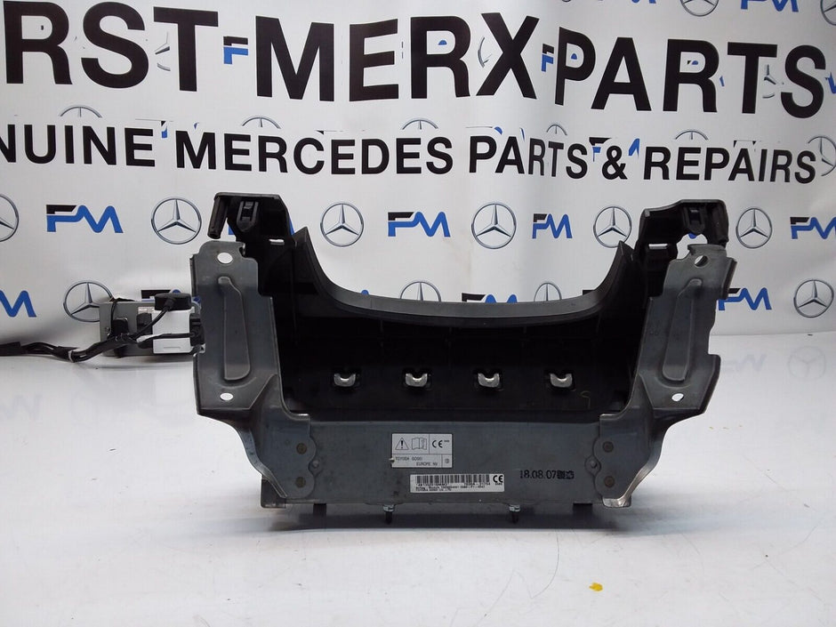 MITSUBISHI OUTLANDER MK3 KNEE AIR SRS BAG RIGHT DRIVER SIDE 7030A-31754 FM00307 