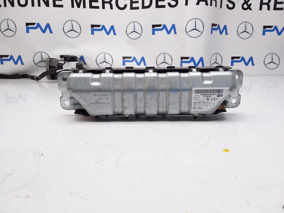 2016 MERCEDES BENZ A-CLASS W213 DRIVER SIDE KNEE AIRBAG A2138600302 FM00328