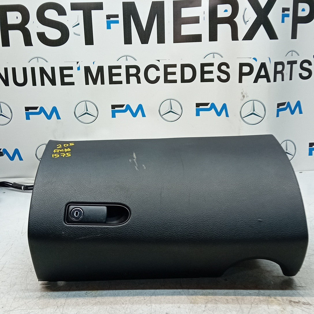 MERCEDES BENZ  C-CLASS W205 DASHBOARD GLOVEBOX  2015 A2057800191 FM001575