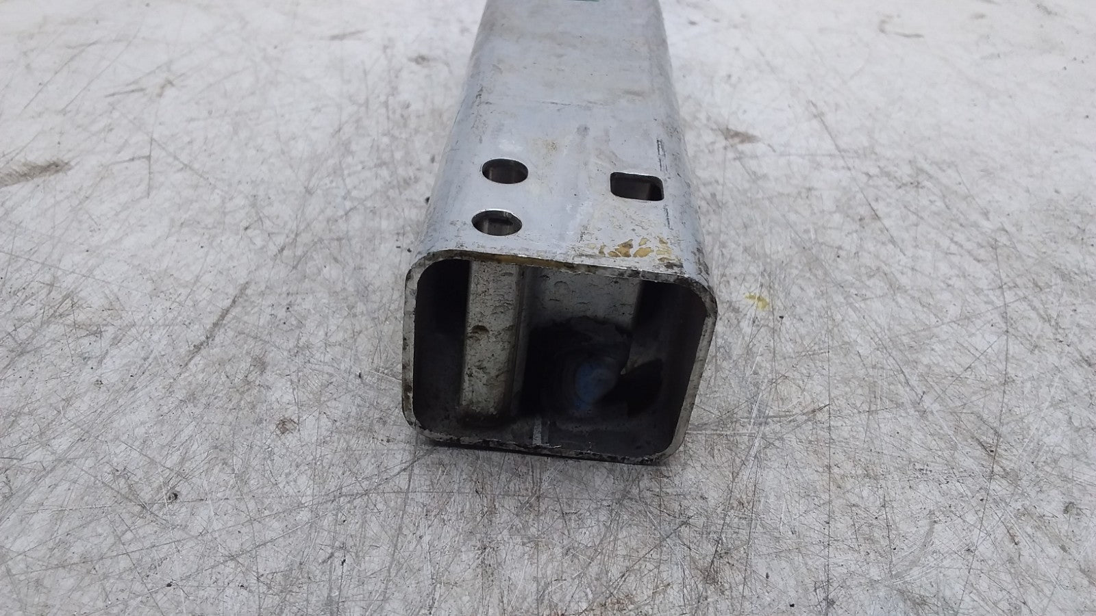 MERCEDES C-CLASS  W205 LOWER REINFORCEMENT CRASH ABSORBER BAR A2056203701 FMR391