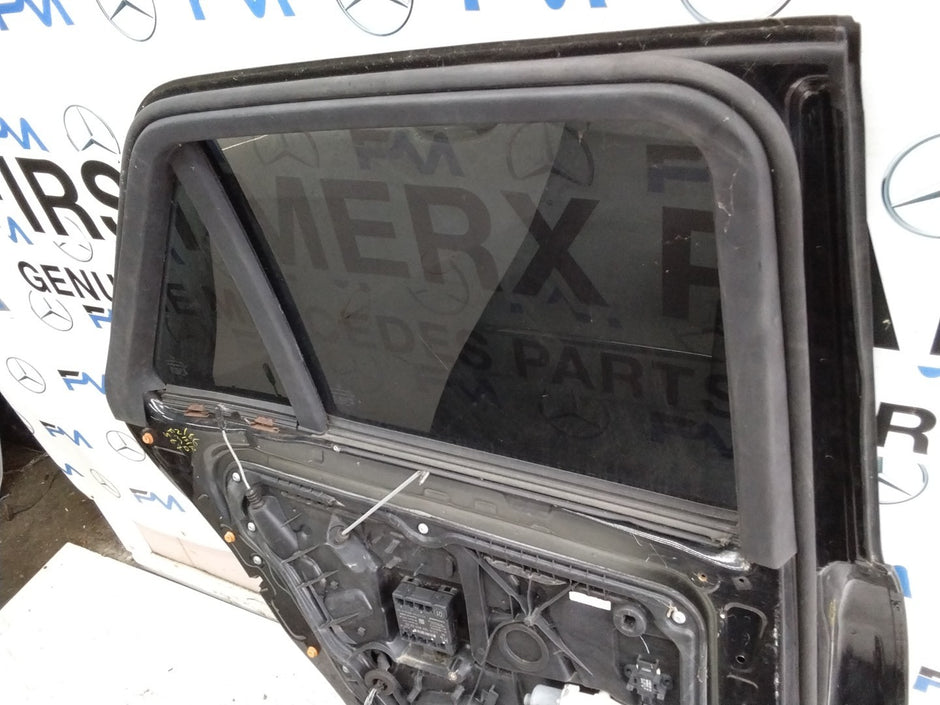 MERCEDES BENZ  M-CLASS W166  PASSENGER REAR DOOR NSR  BLACK 2011-15  FMD567