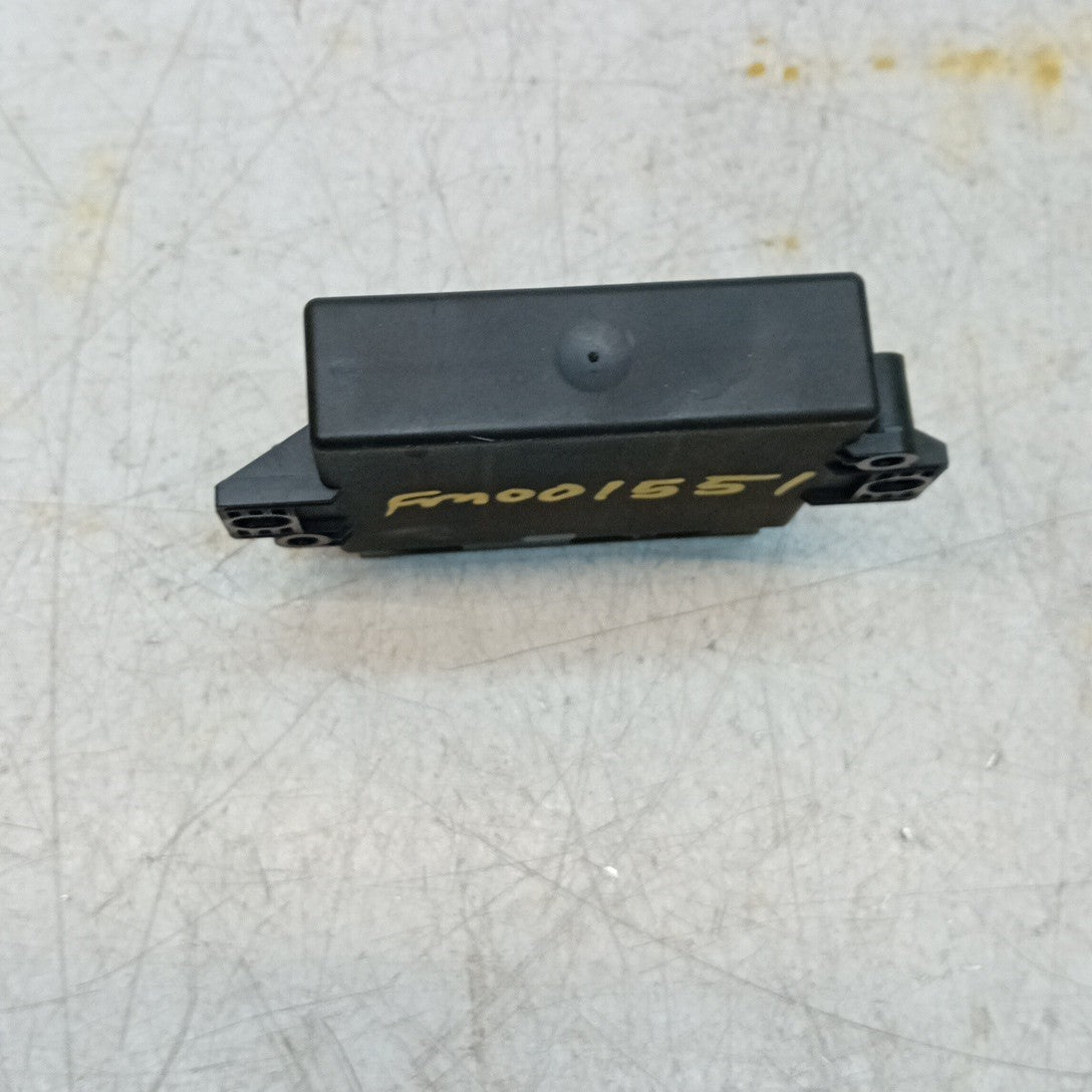 MERCEDES S C-CLASS PARKING SENSOR CONTROL MODULE W205 W222 A0009004404 FM001551