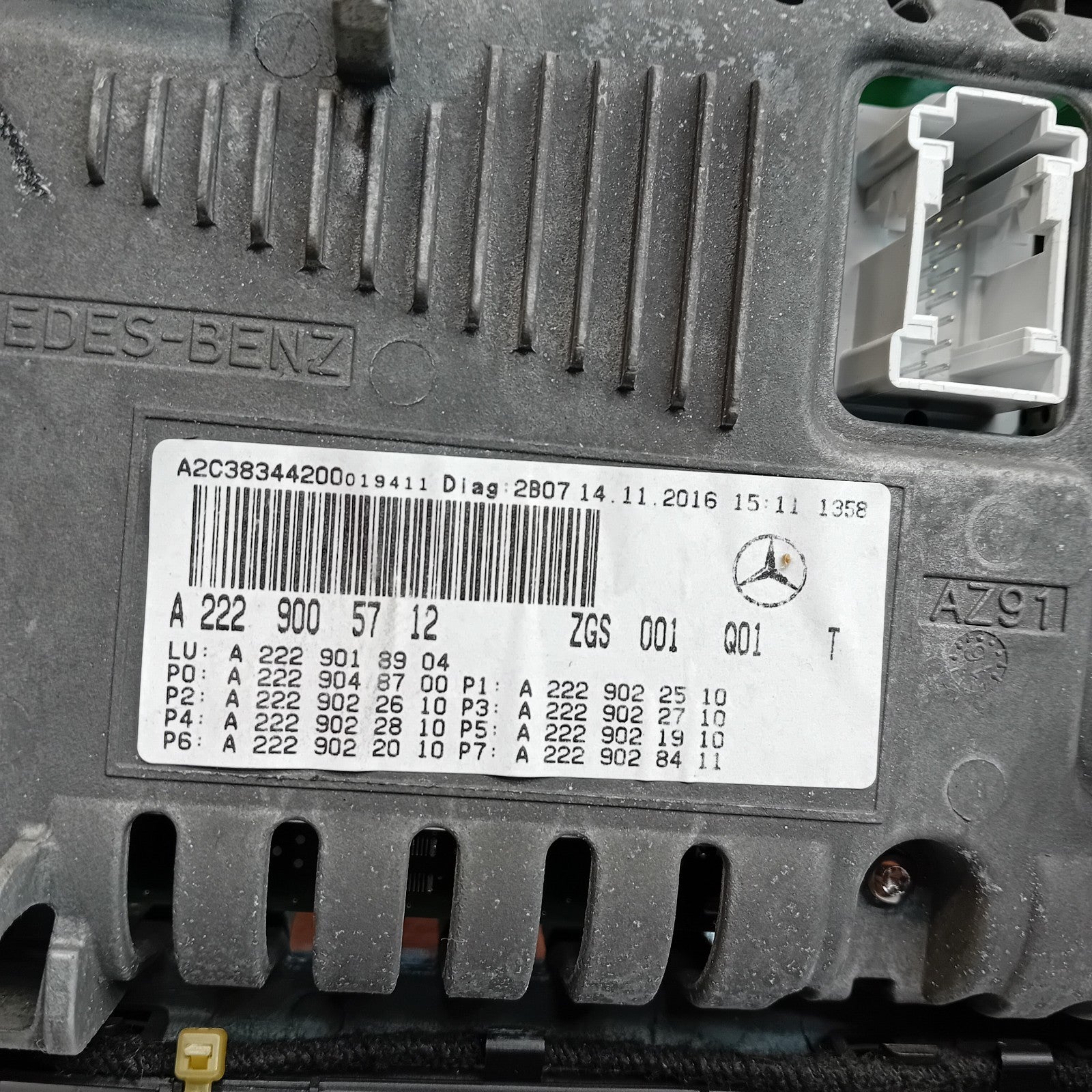 MERCEDES S-CLASS W222 DISPLAY SCREEN A2229007611 A2229005712 2016 FM001159