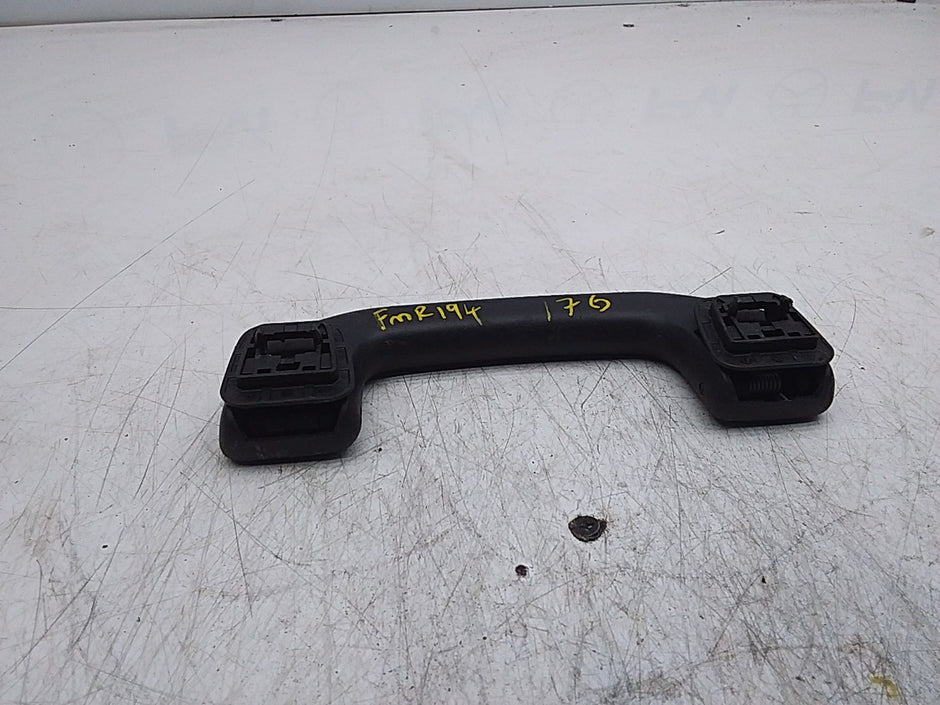 MERCEDES A-CLASS W176 REAR ROOF GRAB HANDLE PASSENGER SIDE  A0998150039 FMR194
