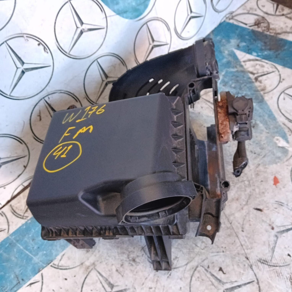 MERCEDES BENZ A-CLASS W176 1.5 DIESEL AIR FILTER BOX HOUSING  A6070900101