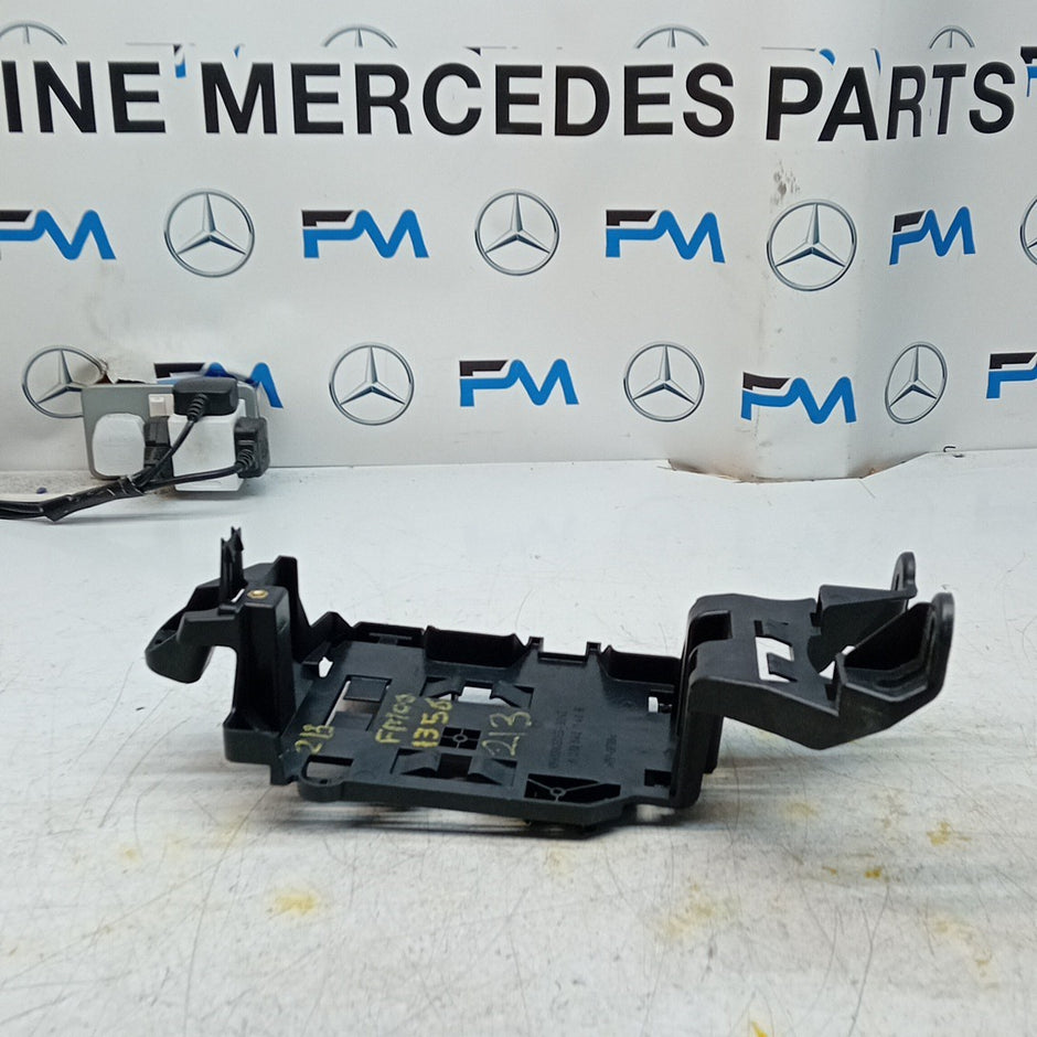 MERCEDES E-CLASS REAR BODY CONTROL MODULE BRACKET W213 A2135451140 2016 FM001356