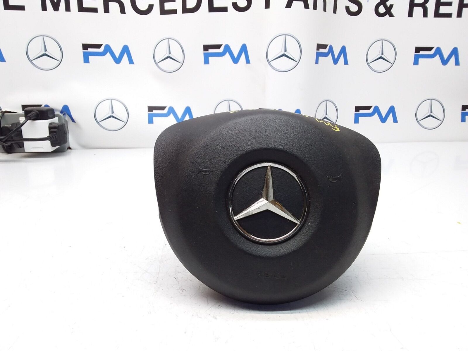 MERCEDES C-CLASS W205 STEERING WHEEL AIRBAG 308998798162-AD FM00483