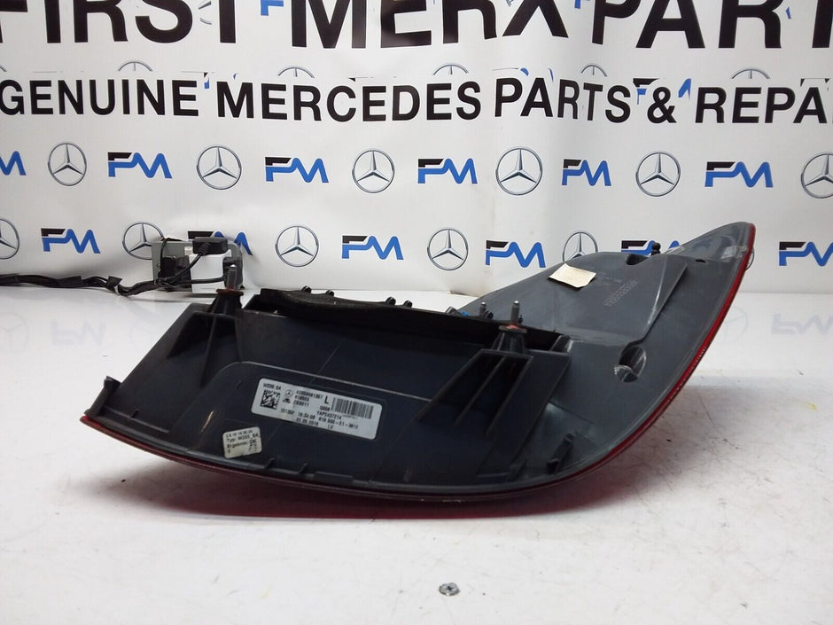 MERCEDES  C CLASS W205 REAR PASSENGER SIDE LED LIGHT A2059061357 FMT16 2016