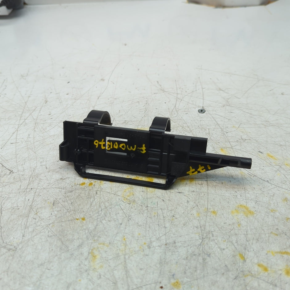MERCEDES A-CLASS W177 AMBIENT LIGHT CONTROL UNIT BRACKET A1775455700 FM001376