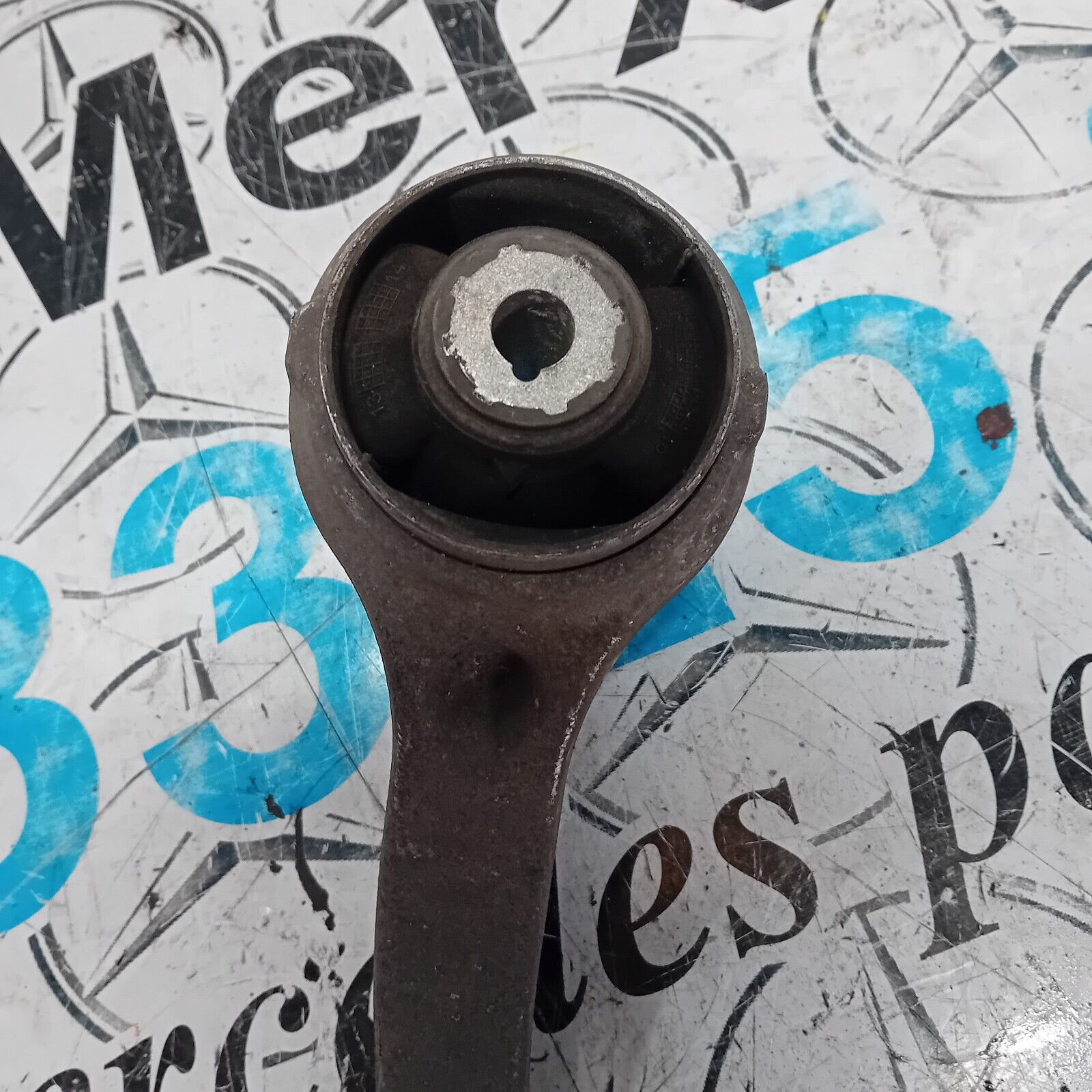 (AS) MERCEDES BENZ W213 E CLASS  WISHBONE FRONT  LEFT SIDE NSF A20505LI