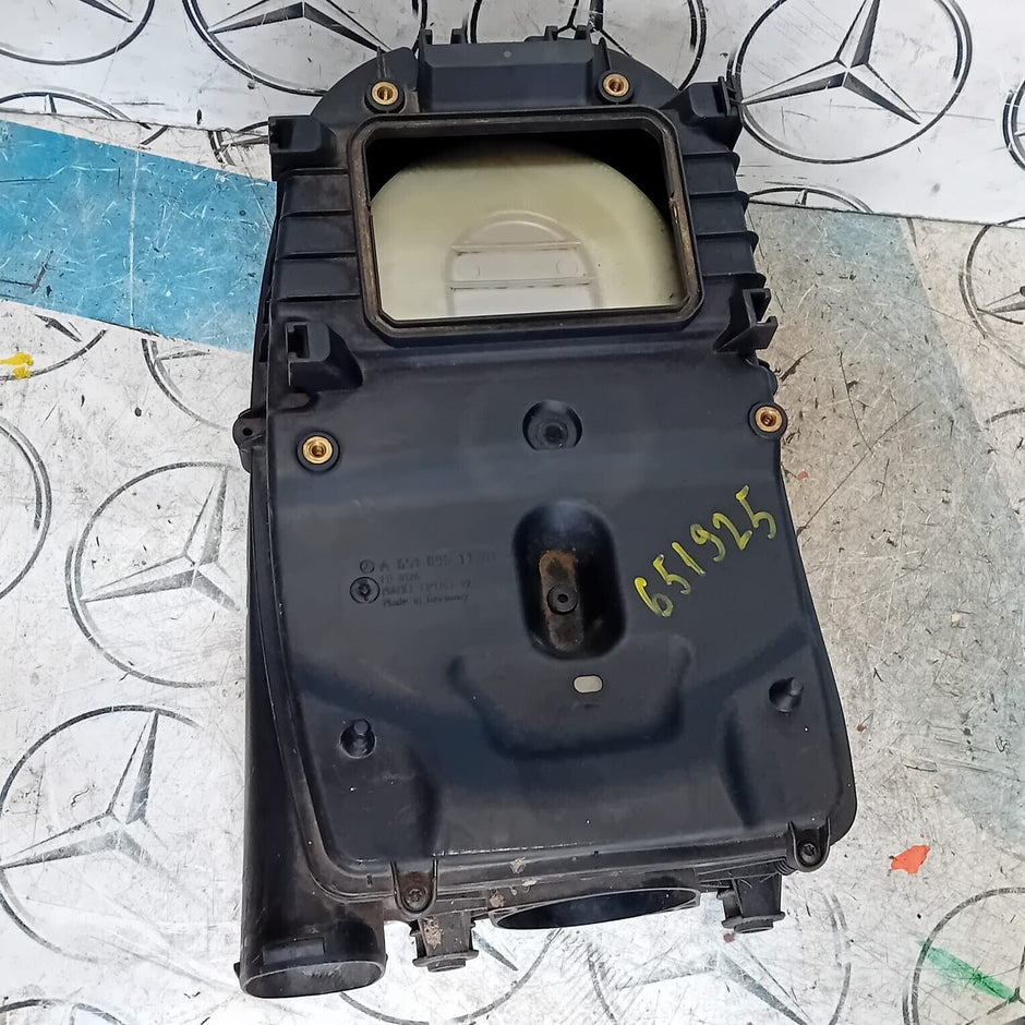 MERCEDES BENZ C CLASS W205 2.1 DIESEL AIR FILTER BOX HOUSING  A6510902501