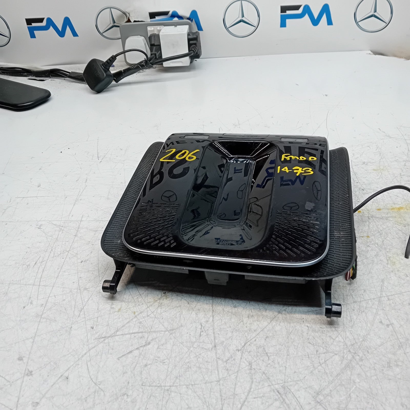 MERCEDES BENZ  C-CLASS W206 MHEV INTERIOR LIGHT A0009002445 FM001473