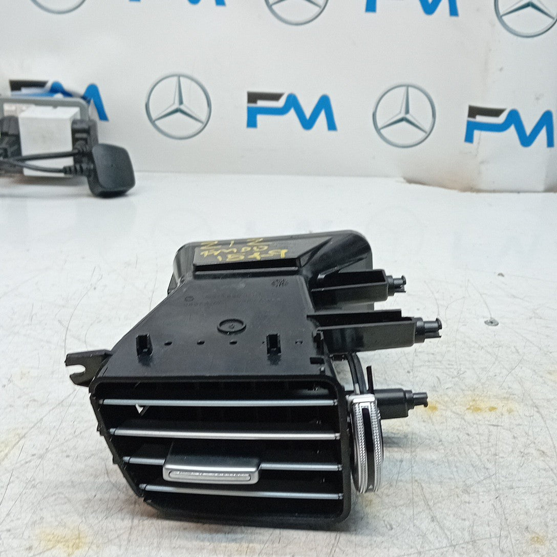 MERCEDES E-CLASS W212 DASHBOARD  AIRVENT LEFT A2128303154 2016 ON FM001549