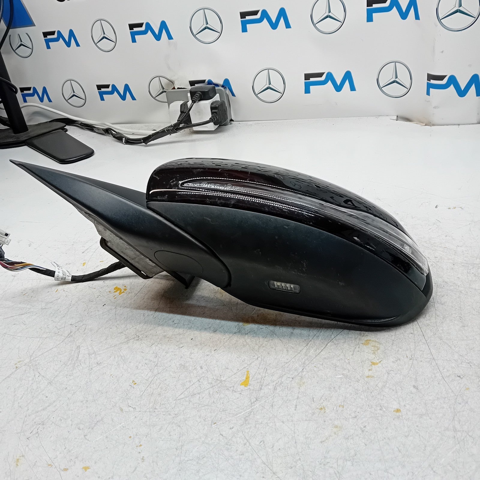 MERCEDES C-CLASS  W205 PASSENGER SIDE WING MIRROR A2058104702 BLACK PL FMM37