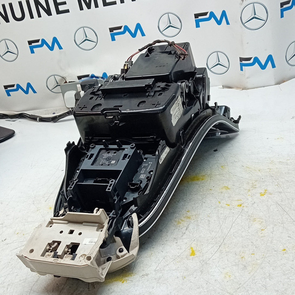  MERCEDES E-CLASS W213 CLIMATE & CENTRE CONSOLE A2138100815  COMPLETE FM001314