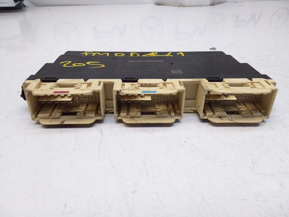 MERCEDES C-CLASS W205 FRONT RIGHT SEAT CONTROL MODULE A2059005122 FM00461