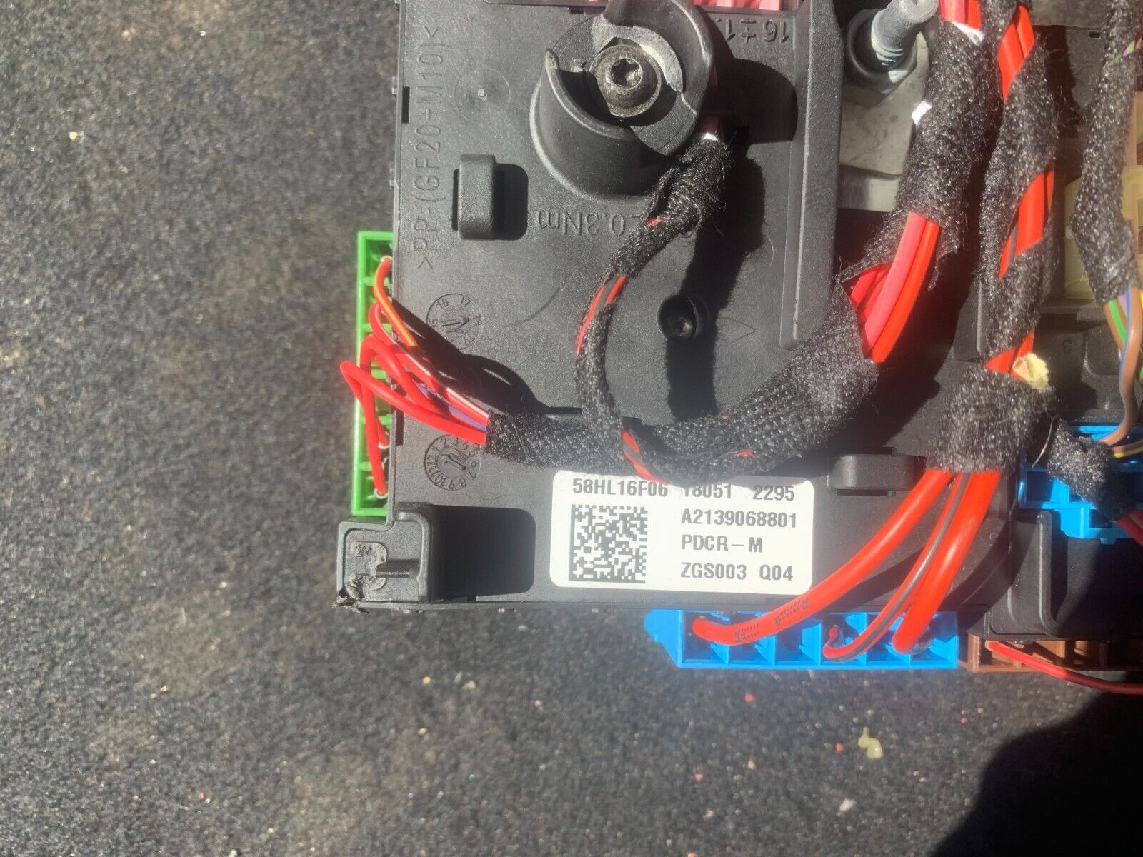 MERCEDES BENZ C CLASS 205 SERIES 2014-2021 REAR FUSE BOX A2139068801