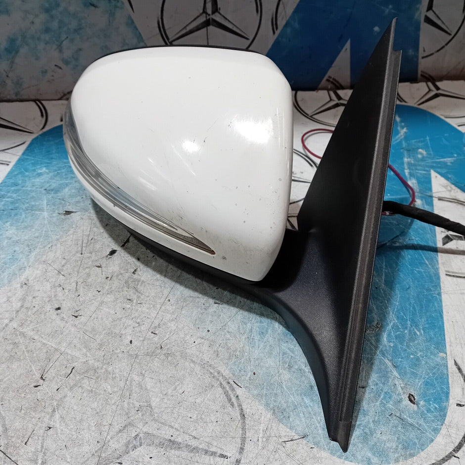 2015/2022 MERCEDES BENZ W205 WING MIRROR A2058102016 RIGHT SIDE
