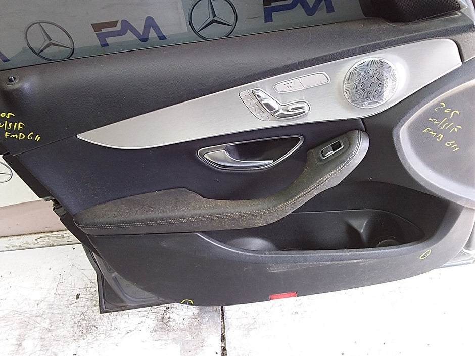 MERCEDES C-CLS W205  SLN PASSENGER FRONT DOOR NSF GREY 2014 ONWARDS  FMD611
