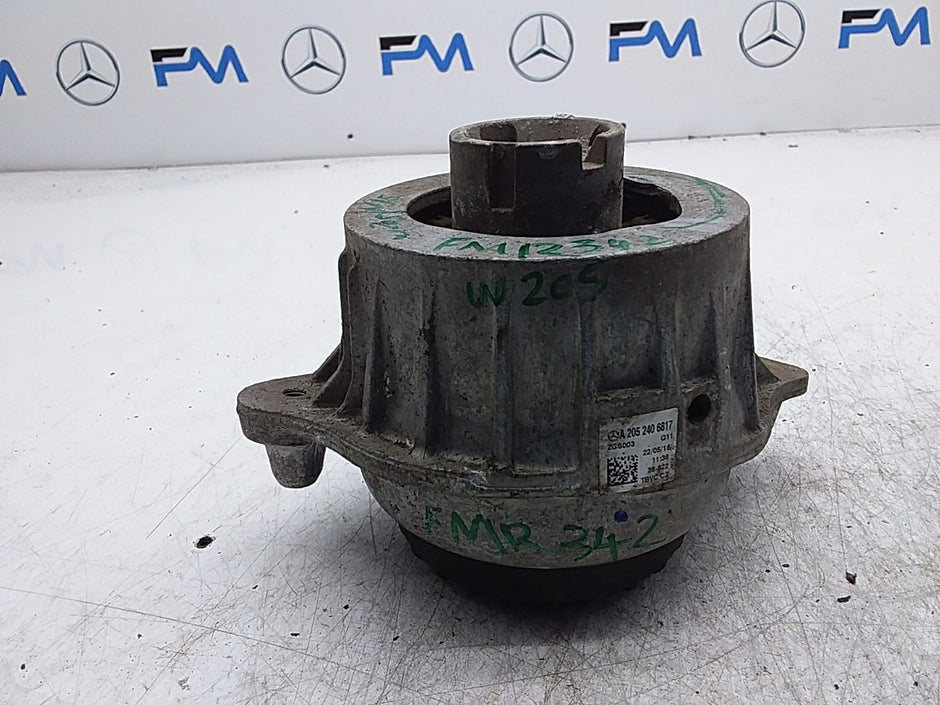 MERCEDES BENZ  C-CLASS  W205  ENGINE MOUNT LEFT NS A2052406817 FMR342