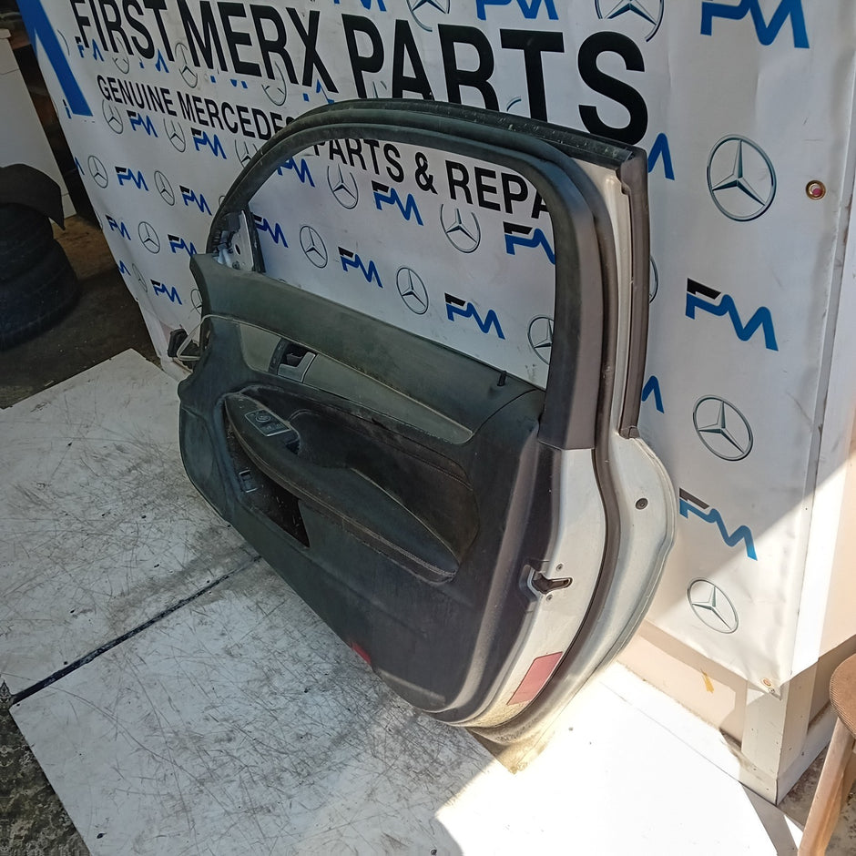 MERCEDES BENZ C-CLASS W212 COUPE DRIVER FRONT DOOR OSF 2012 WHITE COMPLET FMD525