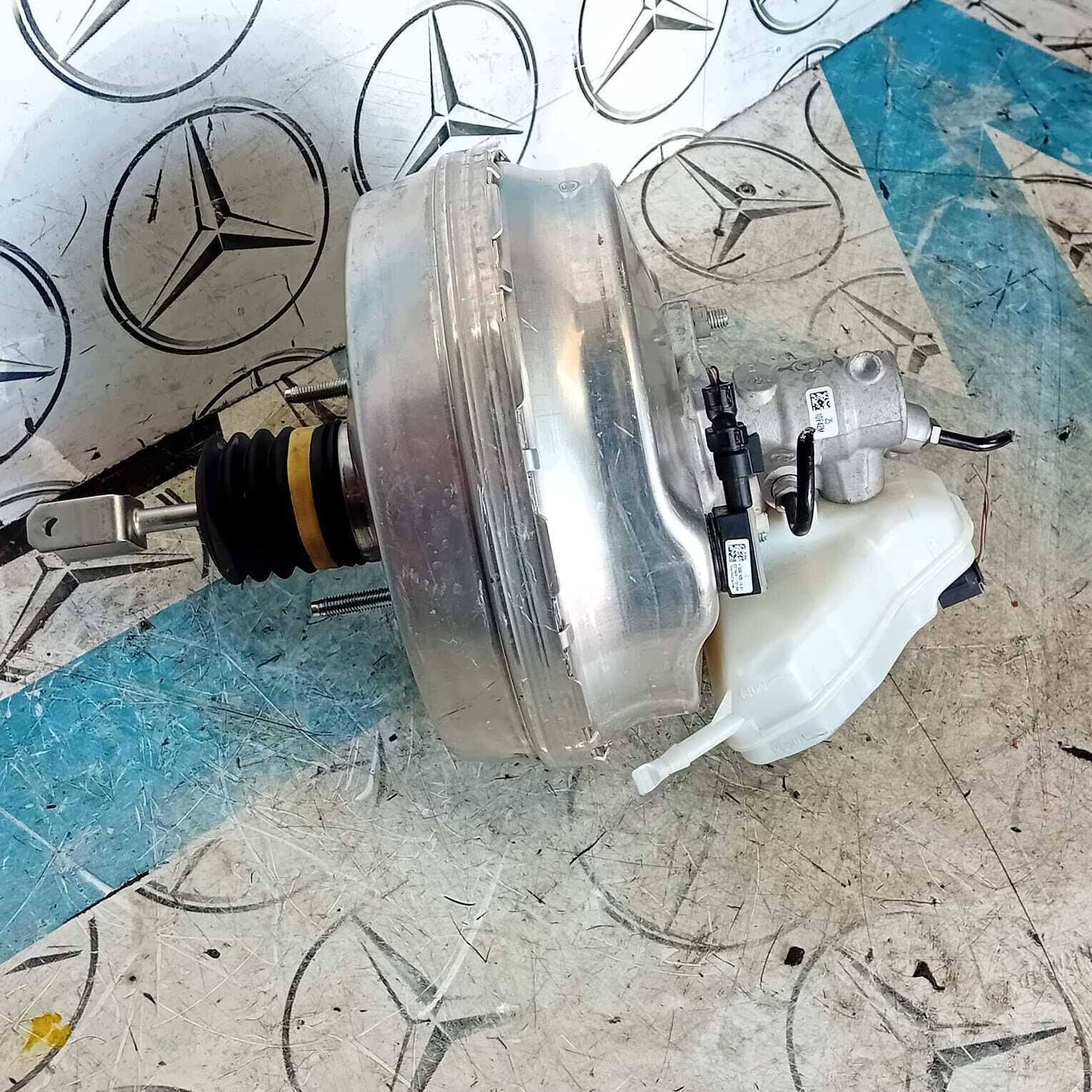 MERCEDES BENZ E-CLASS W213 BRAKE SERVO BOOSTER MASTER CYLINDER A2134300530