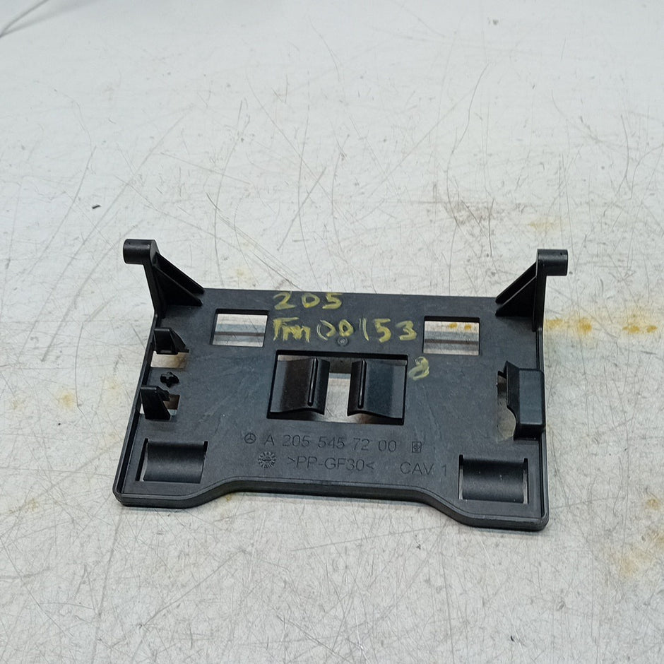 MERCEDES C CLASS W205 SAT NAV SYSTEM HEADUNIT MOUNT BRACKET A2055457200 FM001538