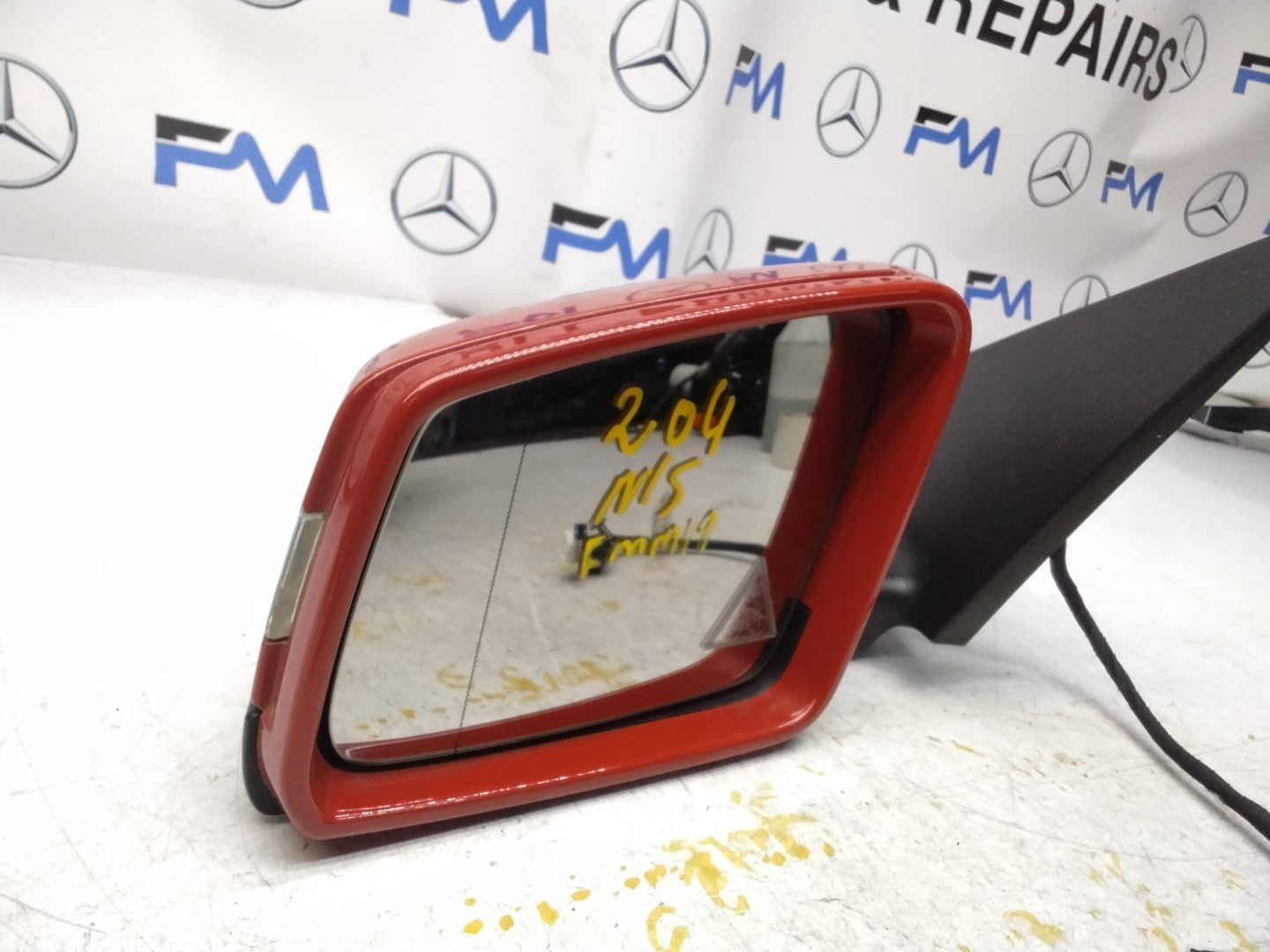 MERCEDES C-CLASS  W204 PASSENGER SIDE WING MIRROR A2048106593 RED FMM19