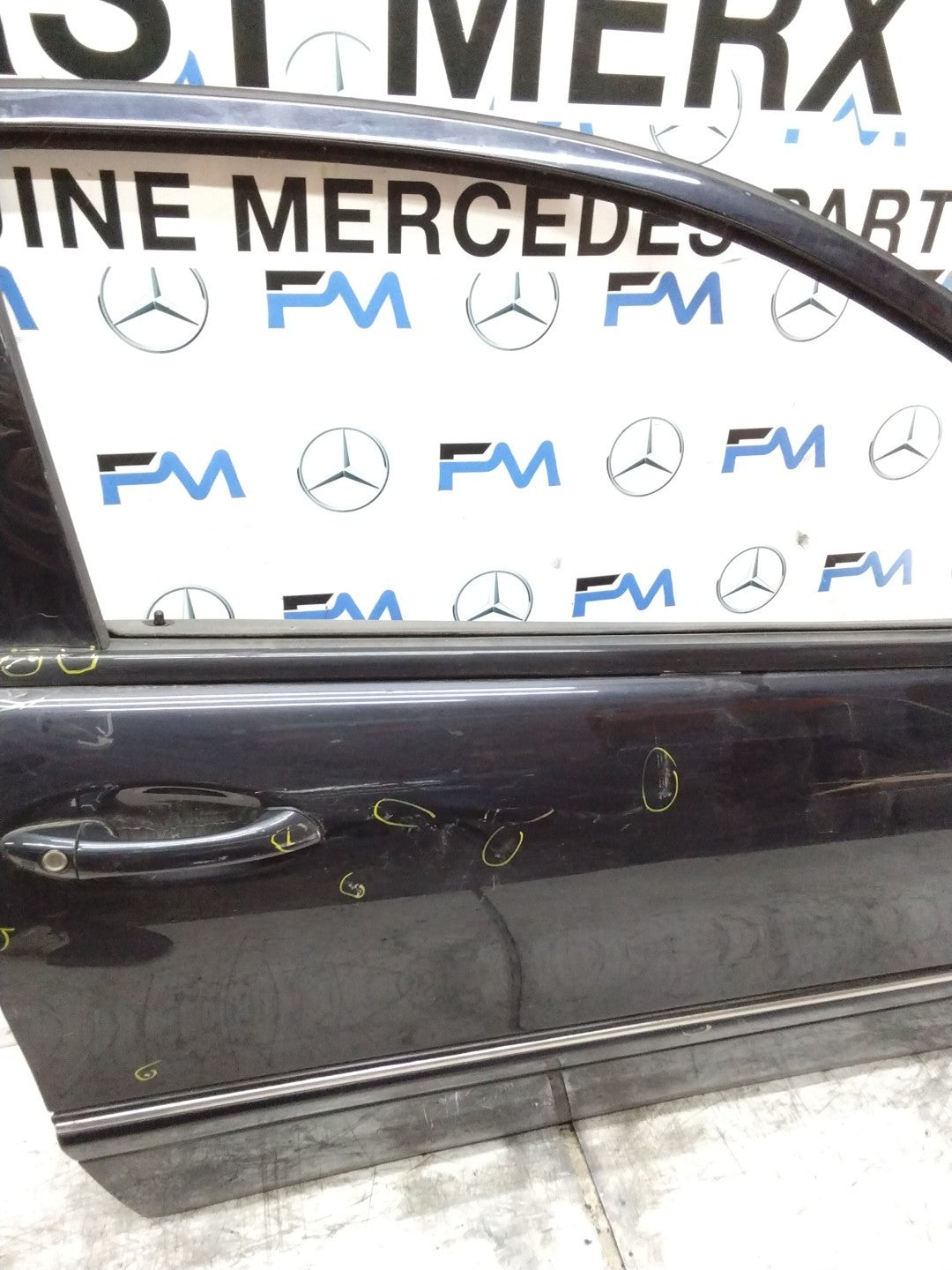 MERCEDES C-CLASS W203 SLN DRIVER FRONT DOOR OSF BLACK 2001-04 FMD541
