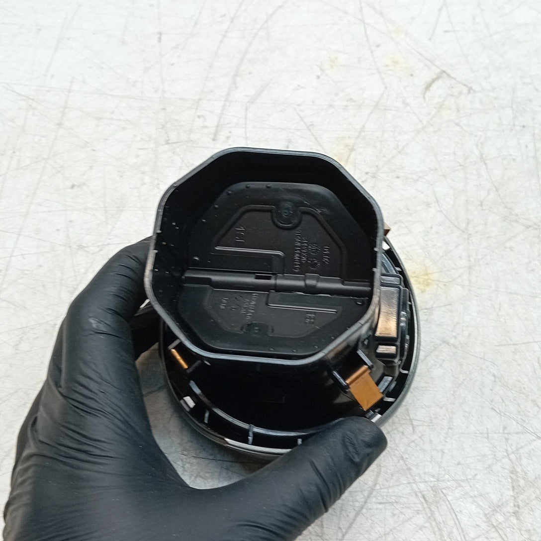 MERCEDES BENZ C-CLASS W205 DASHBOARD AIR VENT 2016 A2058304400 FM001520