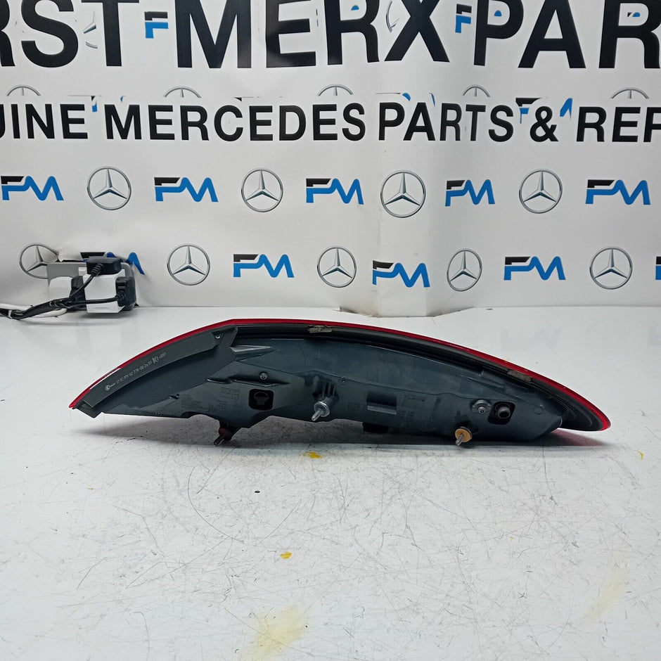 MERCEDES C-CLASS W205 COUPE 2016 REAR PASSENGER N/S TAIL LIGHT A2059066300 FMT40