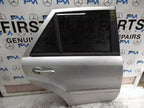 MERCEDES M-CLASS W164  DRIVER REAR DOOR OSR SILVER 2005-11 COMPLETE FMD566