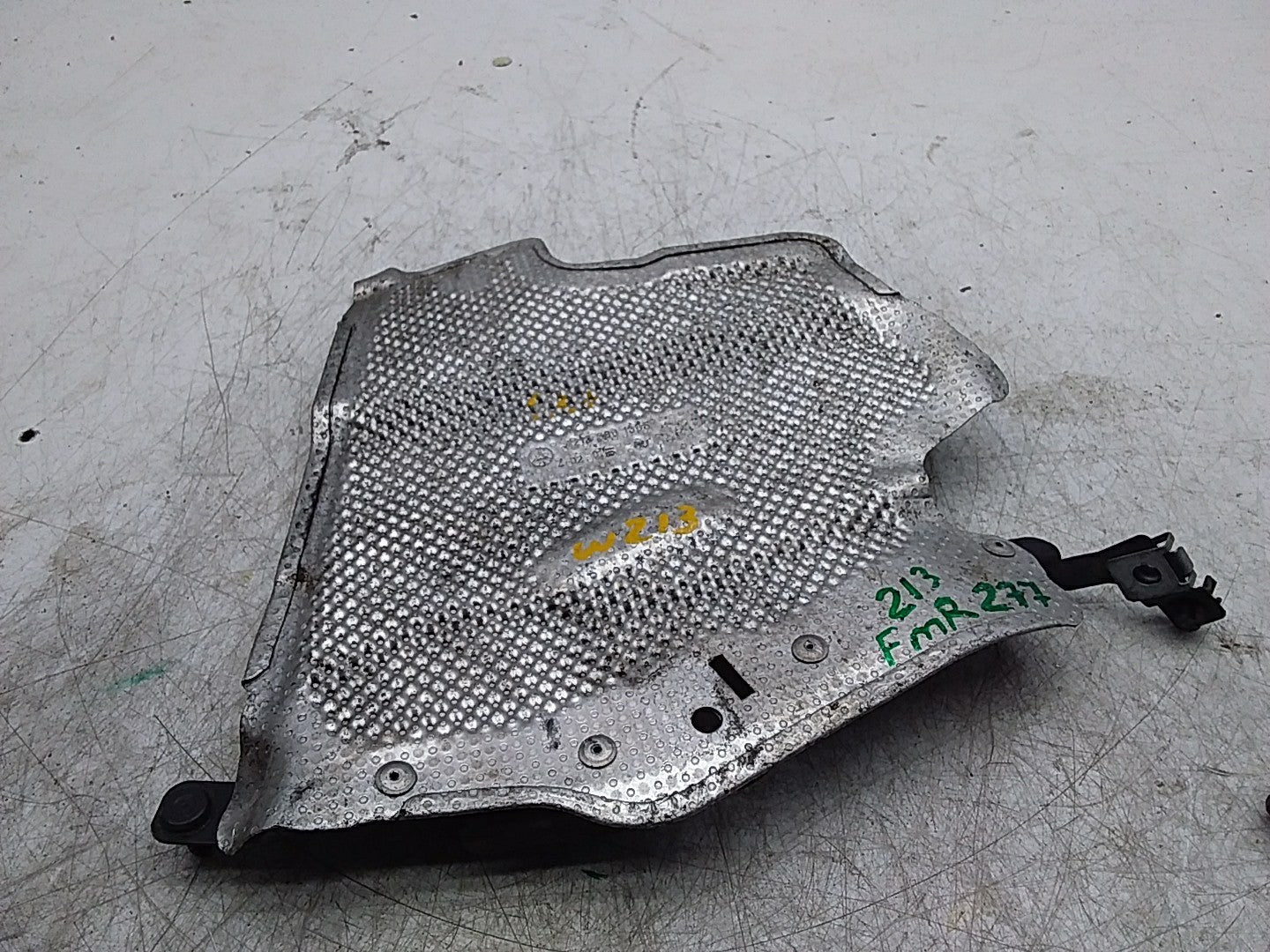 MERCEDES E-CLASS W213 HEAT INSULATION PLATE A2136801305 FMR277
