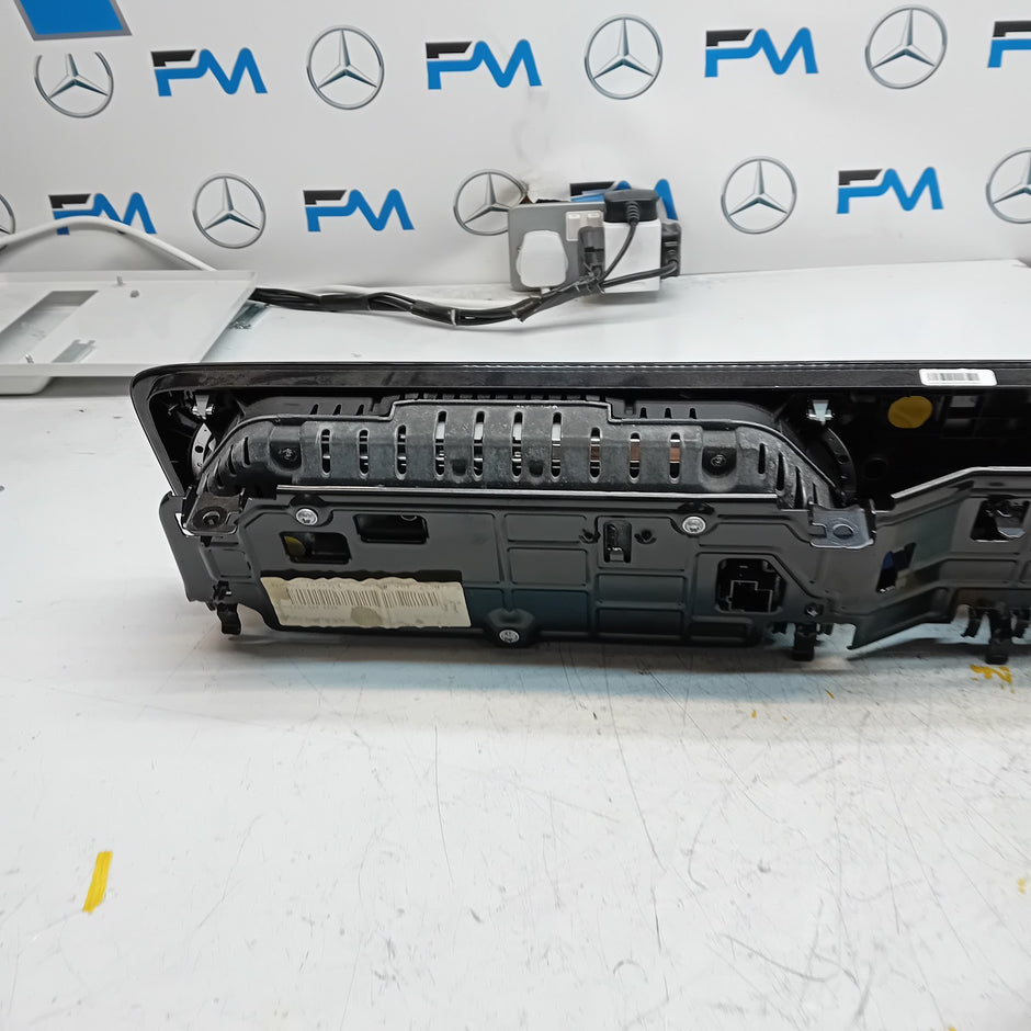 MERCEDES E-CLASS W213 DISPLAY SCREEN A2139009406 2017 FM001161