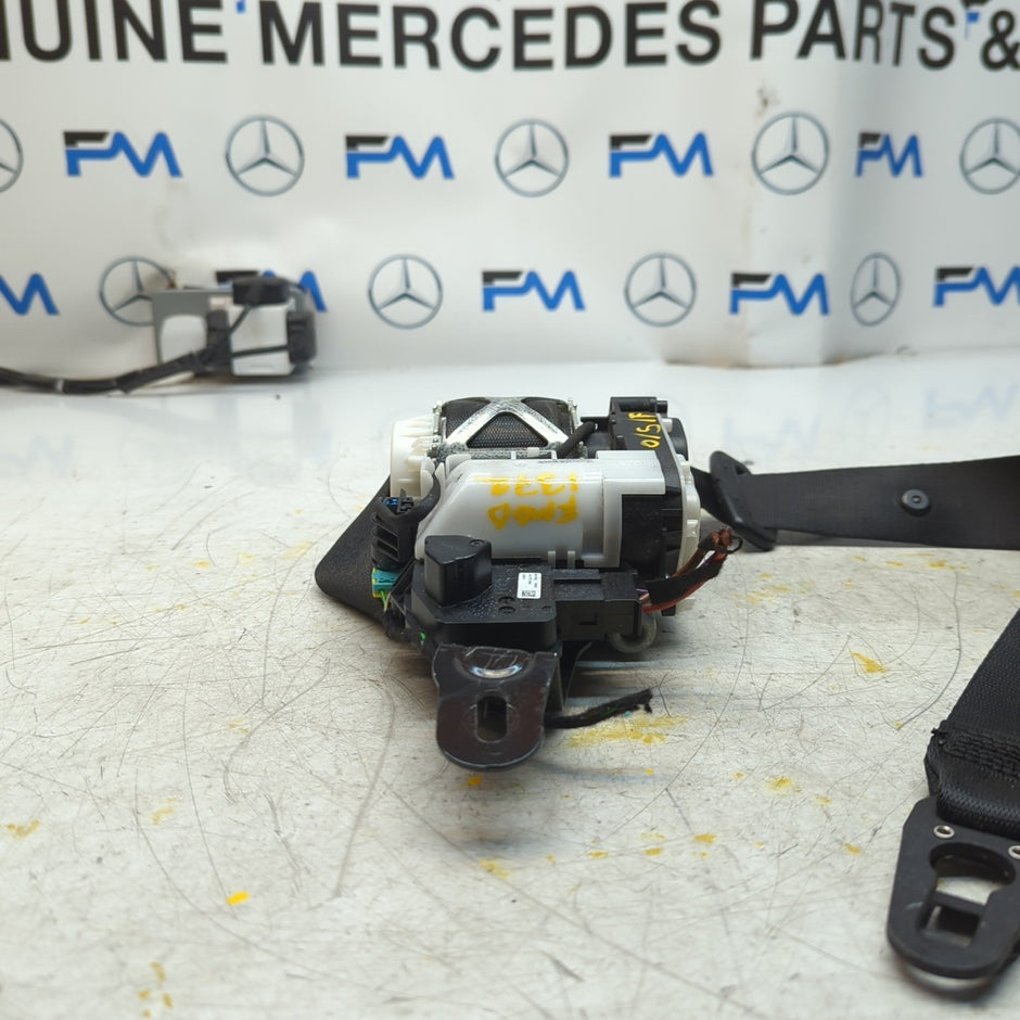MERCEDES E-CLASS W213 FRONT DRIVER SIDE SEAT BELT BLACK A2138605600 FM001372