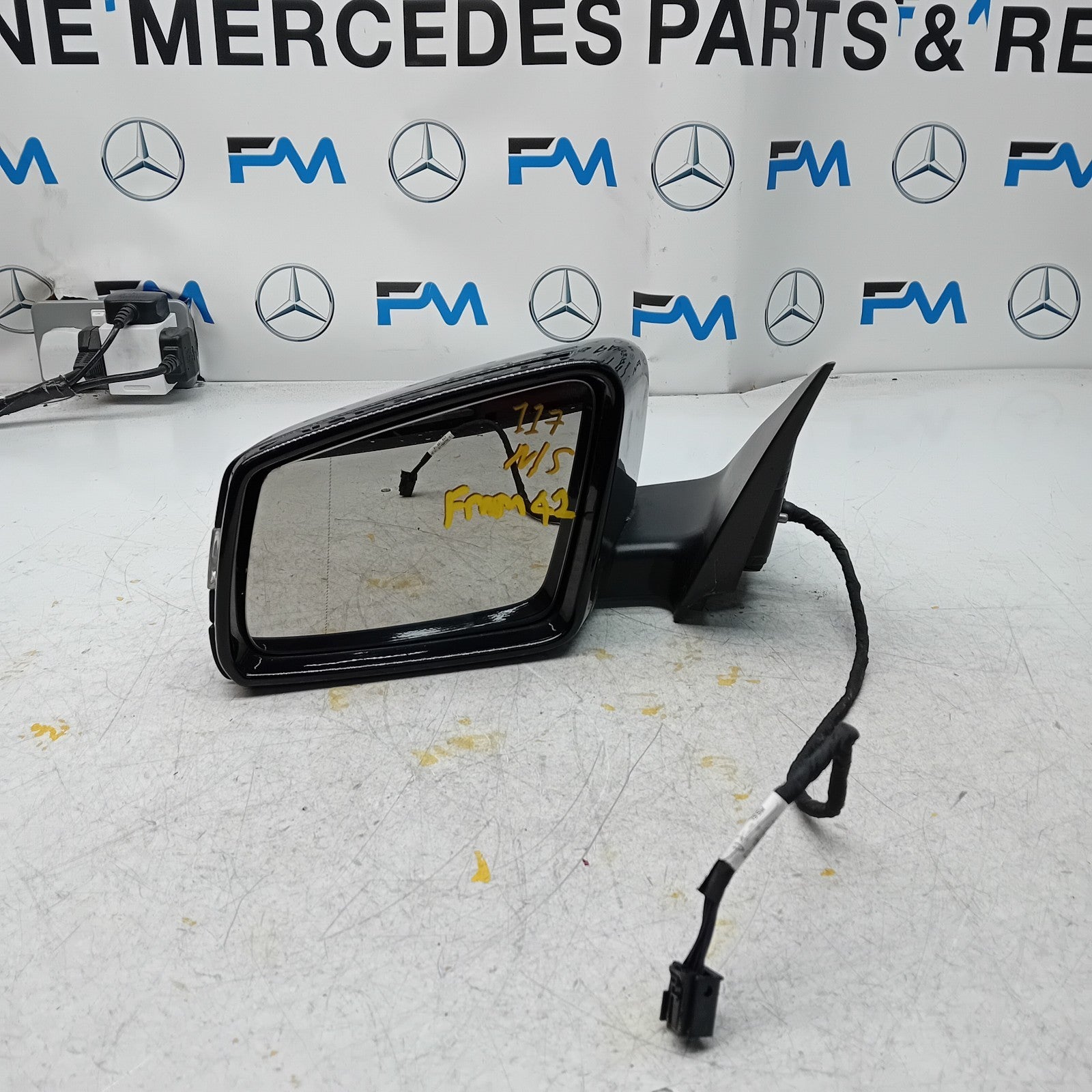 MERCEDES BENZ  CLA-CLASS  W117 PASSENGER SIDE WING MIRROR BLACK FMM42