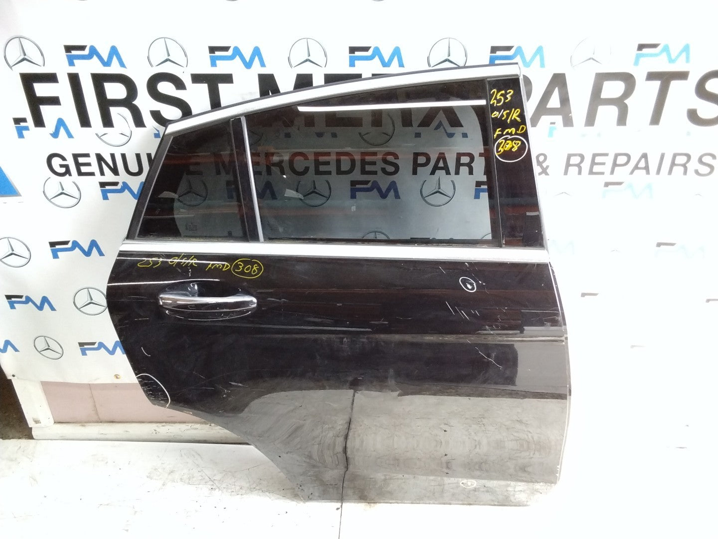 MERCEDES BENZ GLC X253  DRIVER REAR DOOR OSR BLACK 2016 ON COMPLETE FMD308