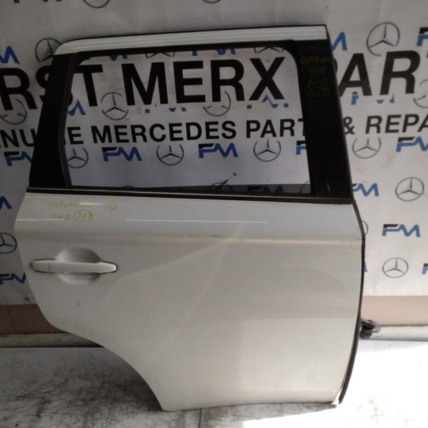 MITSUBISHI OUTLANDER MK3 DRIVER SIDE REAR DOOR OSR 2013 WHITE FMD307