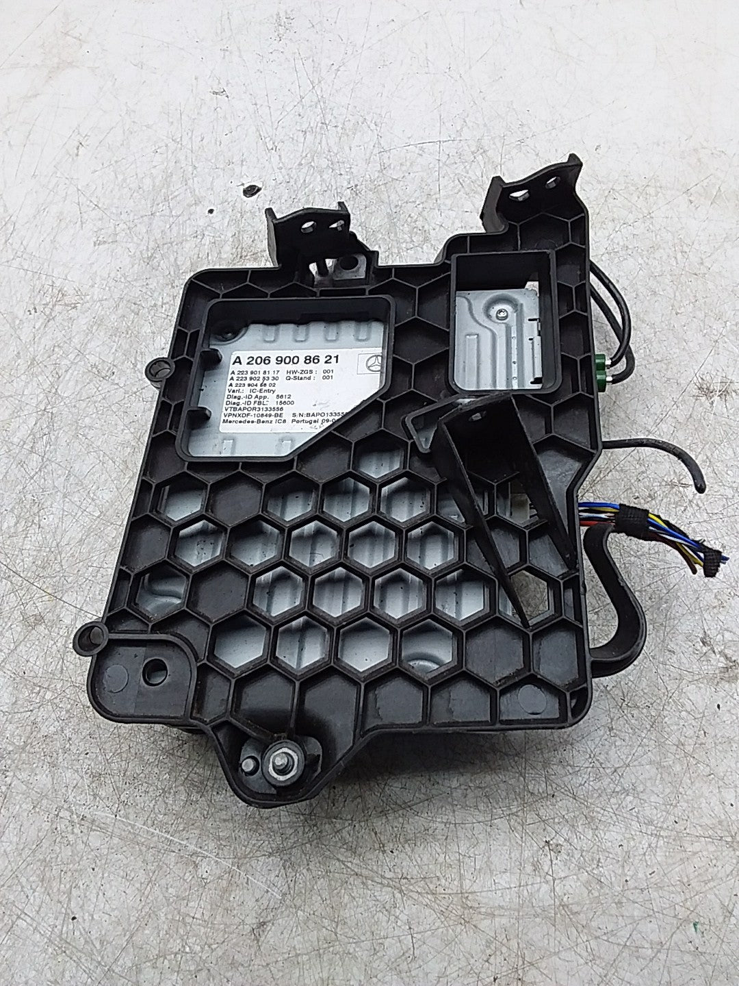 MERCEDES C-CLS W206 SPEEDO METER CONTROL UNIT A2069008621 FMR300